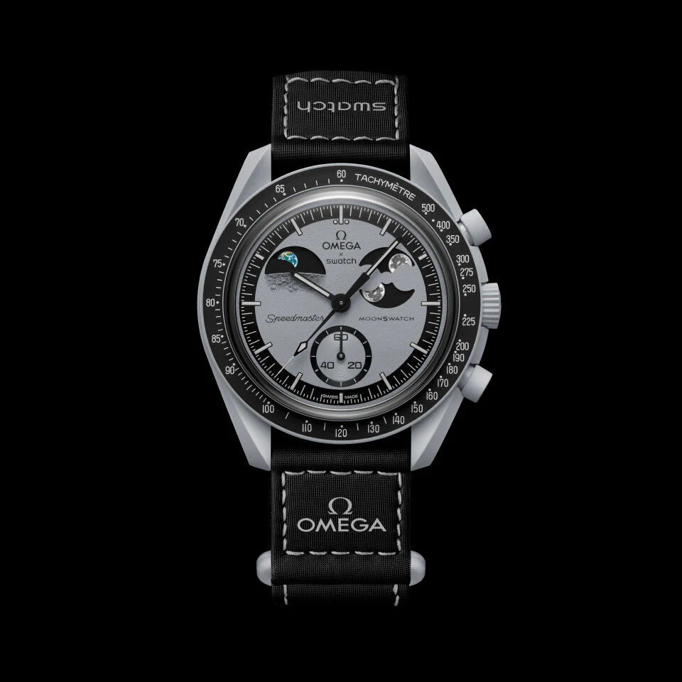 OMEGA X Swatch Bioceramic Moonswatch Mission To Earthphase Chronograph - SO33M700