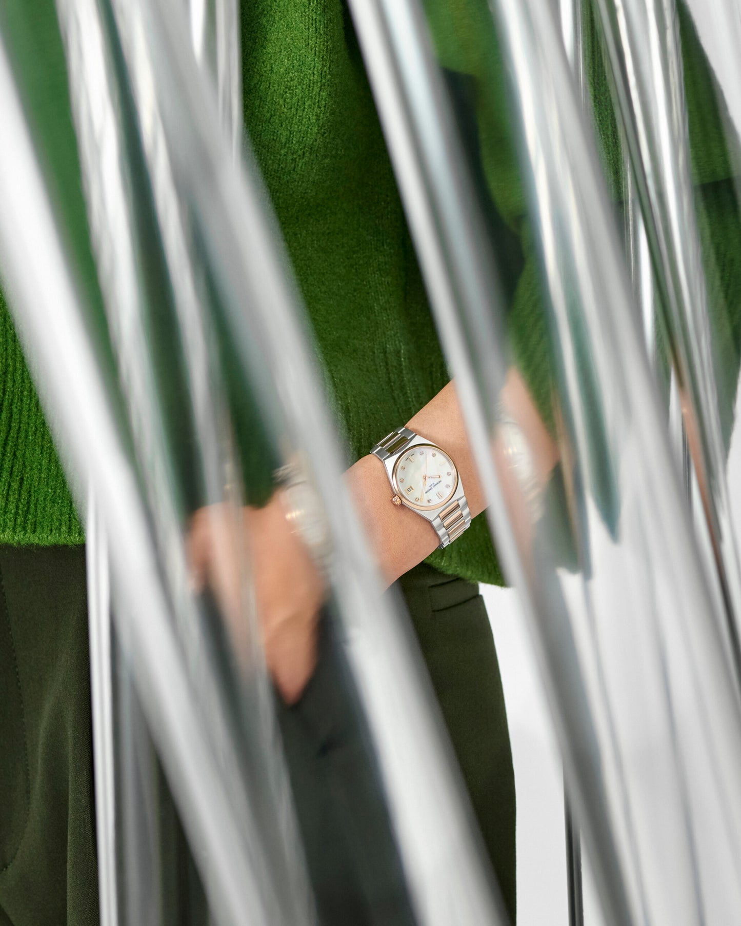 Frederique Highlife Quartz 31 MM SS Mother-of-pearl White Dial Watch FC-240MPWD2NH22B