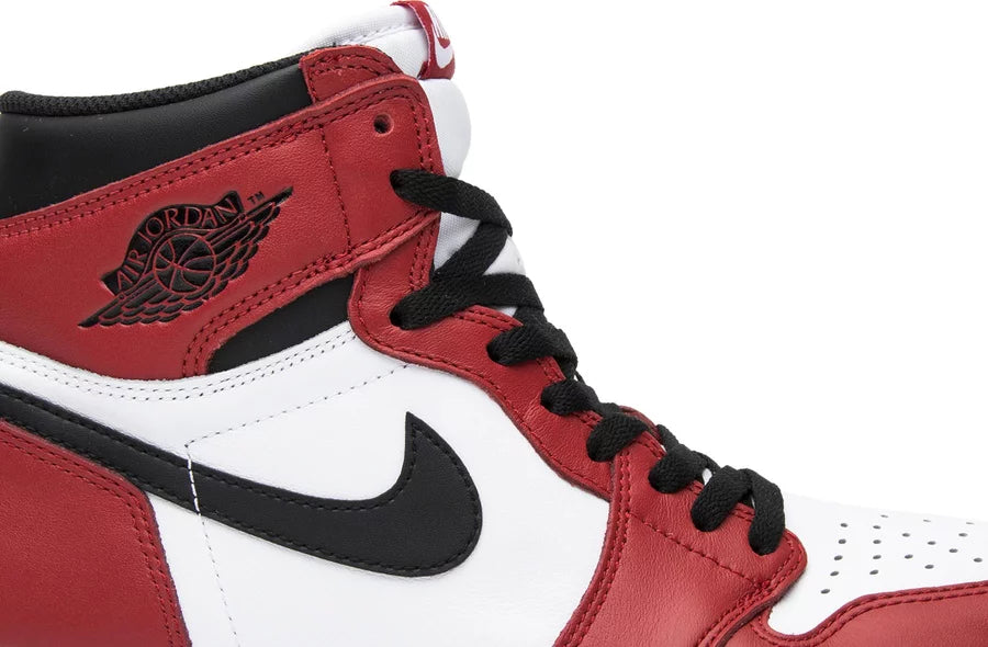 Air Jordan 1 Retro High OG Chicago 2015